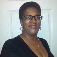 Jackie Hewitt's Instagram, Twitter & Facebook