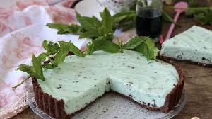 Tarte A La Menthe Et Au Chocolat Sans Cuisson Froide Et Cremeuse Tasties Foods Recette Gateau Magique Gateaux Et Desserts Tarte
