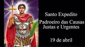Santo expedito, segundo a tradição, era armênio, não se conhecendo o lugar de seu nascimento, mas parece provável que seja metilene, localidade onde assim também ocorreu com santo expedito, depois de ser flagelado até derramar sangue, teve a cabeça decepada. Santinho Santo Expedito Milheiro Oracao Mercado Livre