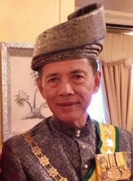 The eldest son of tuanku syed sirajuddin jamalullail and tuanku tengku fauziah tengku abdul rashid. Warisan Raja Permaisuri Melayu Kerabat Bergelar Negeri Perlis