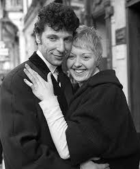 Tom jones and his wife melinda rose woodward. Melinda Trenchard Biography Tom Jones Married Late Wife For 59 Years