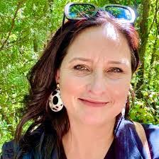 Wendi Rogers's Instagram, Twitter & Facebook