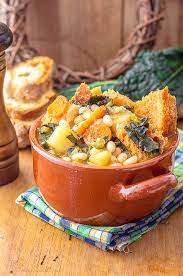 Cook until fragrant, about 2 minutes. Ribollita Toscana Graficare In Cucina