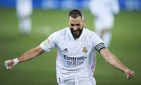 Benz, monsieur) lyon, france'de doğmuştur. Karim Benzema S Former Agent Claims Real Madrid Forward Wants A Return To Lyon