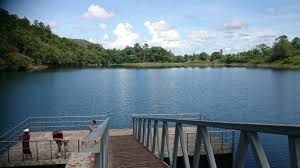 Tasik biru is located in the small town of bau, about 29 km from kuching. Tasik Biru Gowhere Malaysia