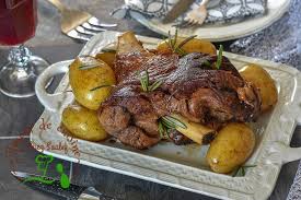 Gigot Roti Dans La Cocotte Minute Express Amour De Cuisine Recette Gigot D Agneau En Cocotte Plat Sans Viande Cocotte