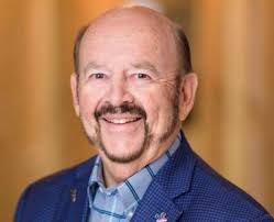 Tom Mcqueen's Instagram, Twitter & Facebook