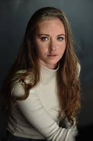 Rachel Fox's Instagram, Twitter & Facebook