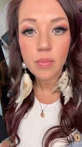 Be live around 6:45-7 😘😘