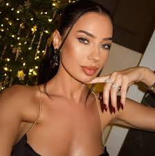 Gina Gonzales, Your Realtor 4 Life