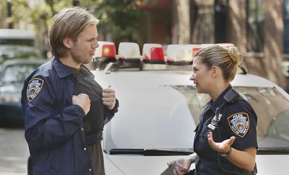 Paramount Press Express | WHEN A REPORTER IS TARGETED WHILE WEARING NYPD  GEAR, DANNY AND BAEZ HUNT FOR THE SHOOTER, WHO FRANK BELIEVES IS AFTER  COPS, ON “BLUE BLOODS,” FRIDAY, OCT. 9