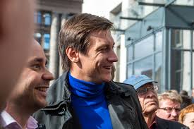 Join facebook to connect with дмитрий гудков and others you may know. Gudkov O Vyborah V Gd Boyus Chto Vybor Budet Mezhdu Milonovym I Prilepinym Zaks Ru Novosti Federalnye