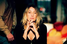 Oct 21, 2020 · il revient notamment sur une de ses blessures de jeunesse : 5 Ans Apres Son Ex Se Decide A Revenir Mais C Est Trop Tard Les Bridgets