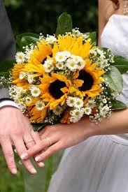 Like The Babies Breath In It Sunflower Bridal Bouquet Sunflower Wedding Bouquet Bridal Sunflowers