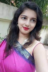 Beautiful Indian Bhabhi Photos | Channel | Hippi