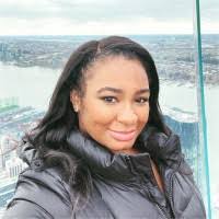 Kim Pinckney's Instagram, Twitter & Facebook