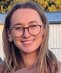 Maureen Sims's Instagram, Twitter & Facebook