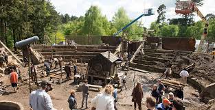 Yy fransa'sında geçen öyküde yetenekli bir peyzaj mimarı olan sabine'i kate winslet canlandırıyor. Don T Go See A Little Chaos For The Gardens Gardenrant