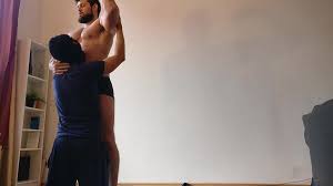 Strong muscles worship lift and carry - ThisVid.com