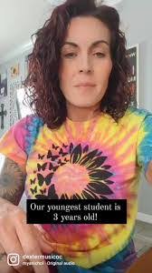 Kim Dexter's Instagram, Twitter & Facebook