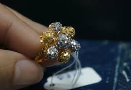 Download aplikasi indogold sekarang nikmati pengalaman bertransaksi emas yang mudah, aman dan terpercaya! Harga Emas Catat Yang Tertinggi Dalam Sejarah 20 Aug 2019 Buy Back Emas Live Harga Buy Back Emas Semasa Malaysia