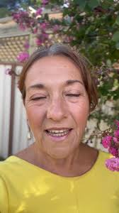 Happy New -Year beautiful souls . Ahava Blessings . Much love to Ana for  your grace your teachings and your love 🌹