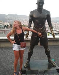 Who made the ronaldo statue? Serie A Juventus Tourists Rub And Touch The Genitals Of Cristiano Ronaldo S Statue The Statue In Madeira Of Cristiano Ronaldo Marca English