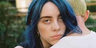 Billie eilish has stunned her millions of fans with an impressive new look in lingerie which he showed off on the front cover of uk vogue. Billie Eilish S Vogue Cover Reminds Fans Of Someone Surprising