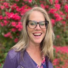 Starbucks aprons have a notable history and meaningful symbolism that  reflects the company's culture and values.