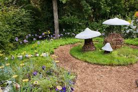 Karl Gercens A Chaumont Sur Loire Garden Art Amazing Gardens Garden Whimsy