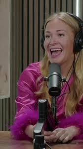 Ok la @Marcan Laramee 😂 Tu va l’avoir ton esti de peinture 😂 L’épisode  complet est sur le youtube de @Ergon coworking 🎙️#podcast #art #archives  #bonjour #friends #onniaise