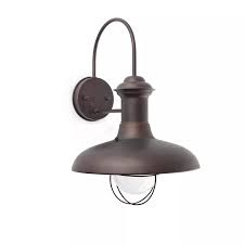 Applique rustico in ferro battuto con portalampade a candela col. Lampada Da Parete Rustica Marrone Per Esterno Ip33 Applique Lanterna 71141