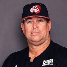 Eric Dubose's Instagram, Twitter & Facebook