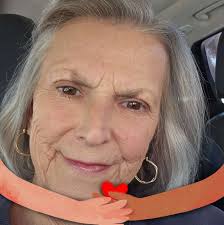 Eric sure was a looker back in the day of his many affairs and romances.