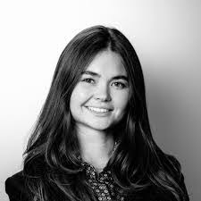 Melissa Poulos's Instagram, Twitter & Facebook