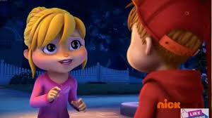 The chipmunks follow dave and fear that he's fallen in love with a woman who wants to turn paddington and the balloons / paddington meets a police officer. How I Met Her Alvin And Brittany S Love Story Youtube