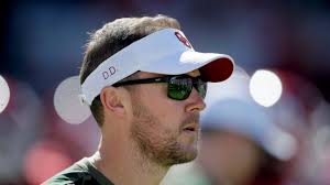 Lincoln Riley reveals whether he's breaking USC tradition or not with "gold  plates"