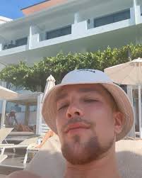 Having the time of my life resetting my mind and body at  @juicemasterretreats 🤍 , It’s been one hell of a year with everything  that’s happened and I’m so thankful. But also reminding myself to rest ...