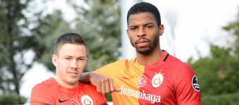 Carl linnæus wurde am 23. Martin Linnes Ryan Donk Hizli Ve Kararli Galatasaray Org