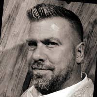 90+ "Michael Kalinowski" profiles