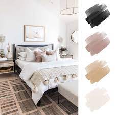Diy blogger nicole balch of making it lovely tells glidden ® how using a neutral wall color allows you to change the look and feel of your space easily through accessories and décor. 6 Designer Approved Neutral Color Schemes To Try In Your Home Decor