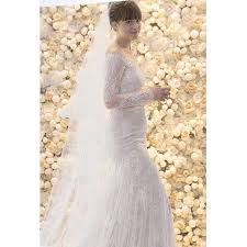 Dakota As Anastasia With Her Wedding Dress Free Wedding Dress Grey Wedding Dress Monique Lhuillier Wedding Dress