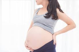 Wanita juga akan mengalami sakit pinggang semasa hamil apabila mengangkat objek berat atau bebanan berlebihan. Trimester 3 Fase Kehamilan Penting Untuk Ibu Dan Janin