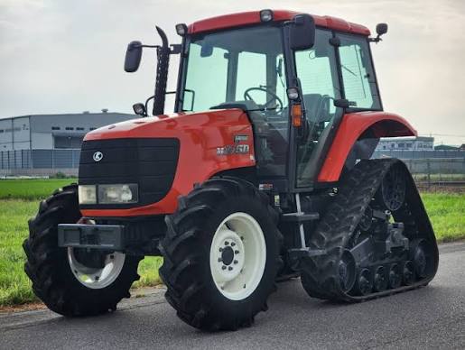 Kubota M105D Tractor