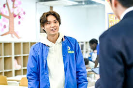 持続可能な恋ですか？』の磯村勇斗。幅広い役柄を演じ分け、1年で17作に出演！ | marie claire [マリ・クレール] さん