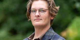 Caitlin Petersen's Instagram, Twitter & Facebook