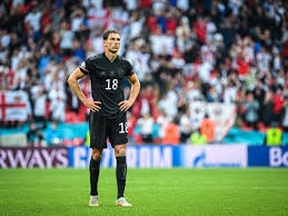 Germany went into the game six points clear of the three lions although they had played one additional game. H1uhlmwdlehzkm