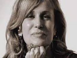Alessandra appiano si è suicidata, ma per il marito nanni delbecchi quello della moglie non è il 30 maggio, quando alessandra appiano compie 59 anni, chiede di essere dimessa perché non regge. Rj4chbiivml9ym