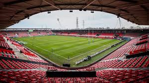 La rencontre a débuté devant 14 000 spectateurs ce vendredi 25 juin au stade de france. Stade Toulousain Stade Rochelais Voici La Composition Rouge Et Noire