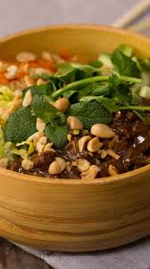 Bo Bun French Vietnamese Beef Noodle Bowl Recipe In 2020 Vermicelli Recipes Beef Noodles Asian Recipes